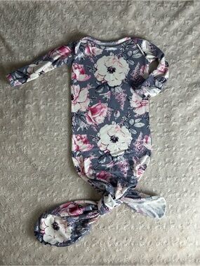 Milkmaid Goods Knotted Sleepgown Size 0-3 Months Gray Floral Pink